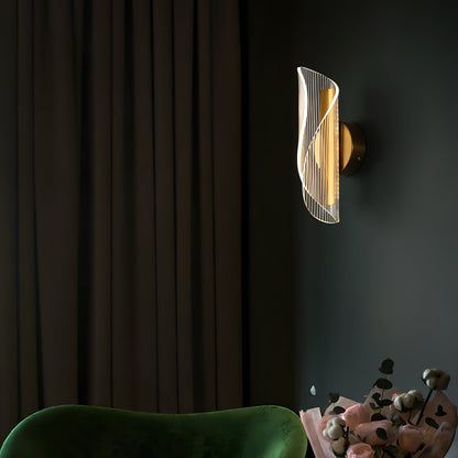 Skorter | CrystalAura – Sparkling Crystal Wall Light for Glamorous Touch