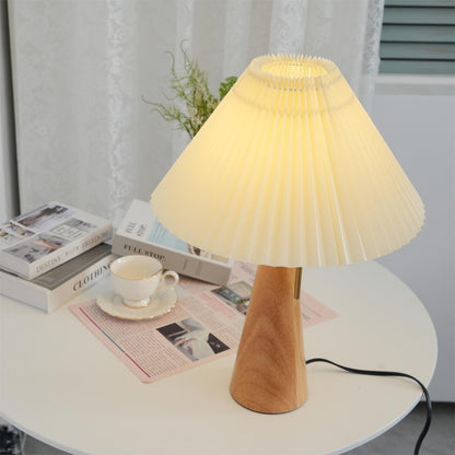 Skorter | AntiqueRadiance – Elegant Wood and Metal Table Lamp