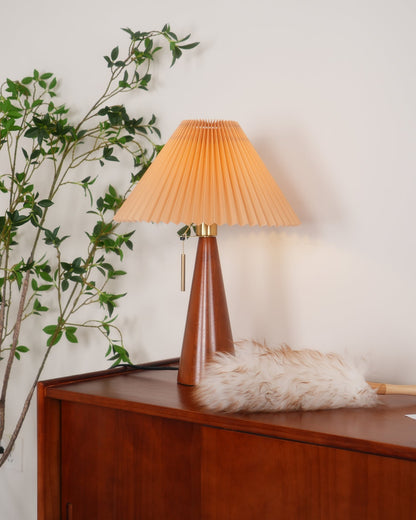 Skorter | AntiqueRadiance – Elegant Wood and Metal Table Lamp