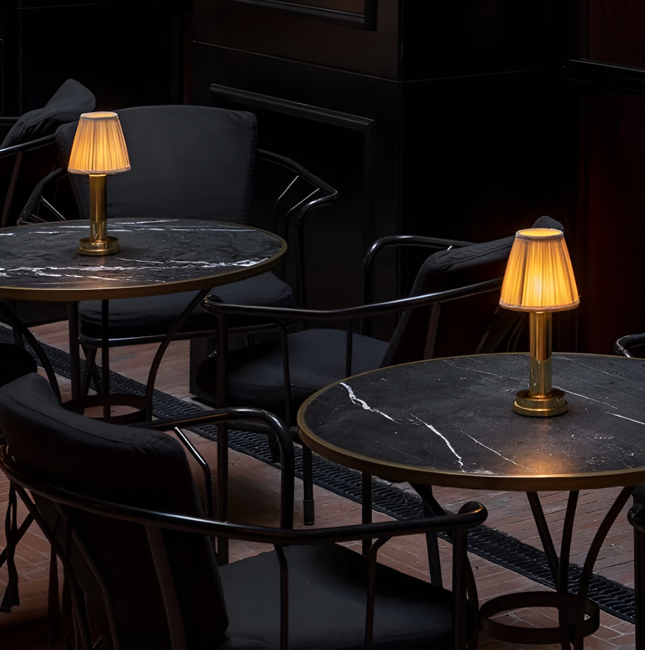Skorter | Vintage Flare - Aluminium Table Lamp Dimmer Fabric Shade