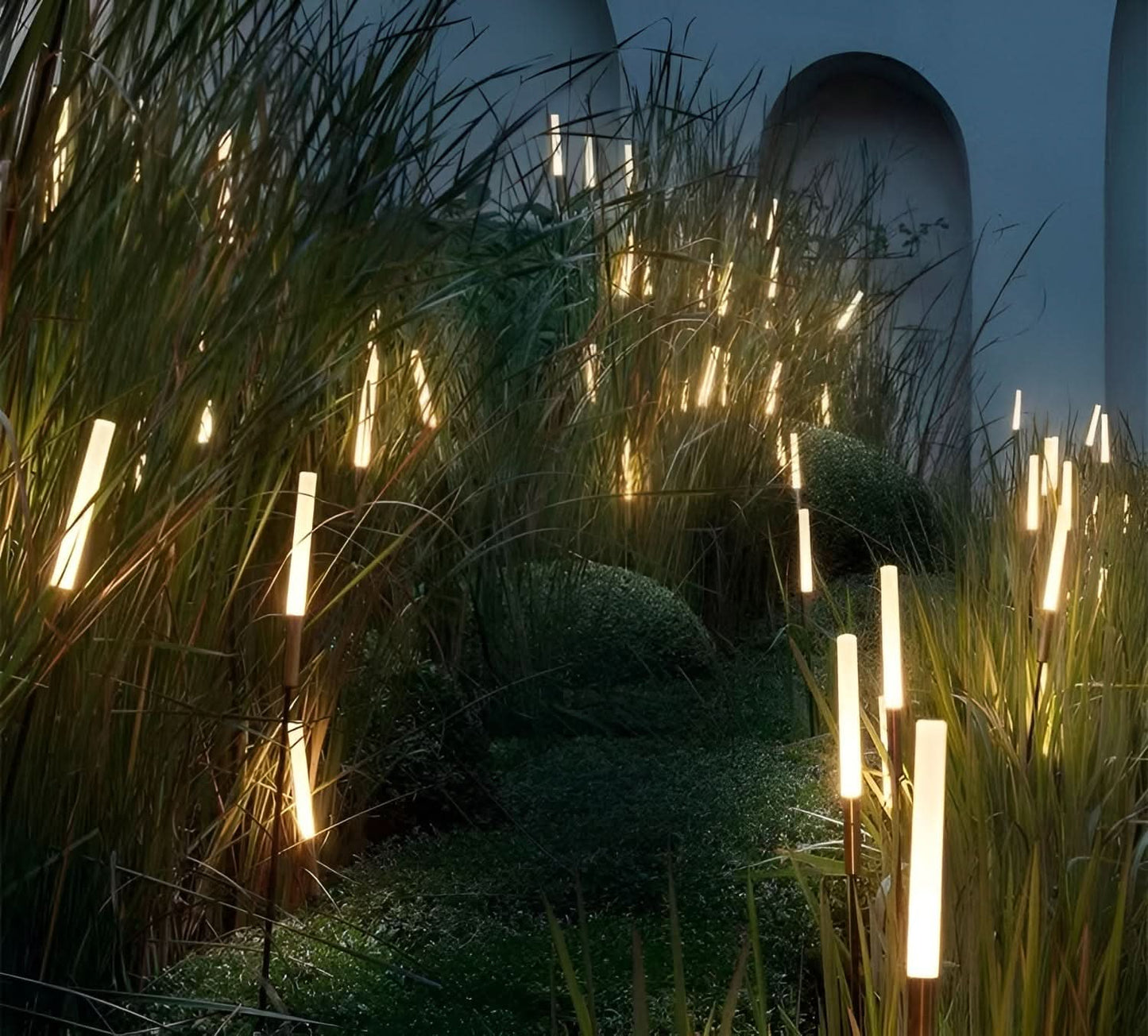 Skorter | Garduru Modern Solar Outdoor LED Lamps – Weather-Resistant Lighting