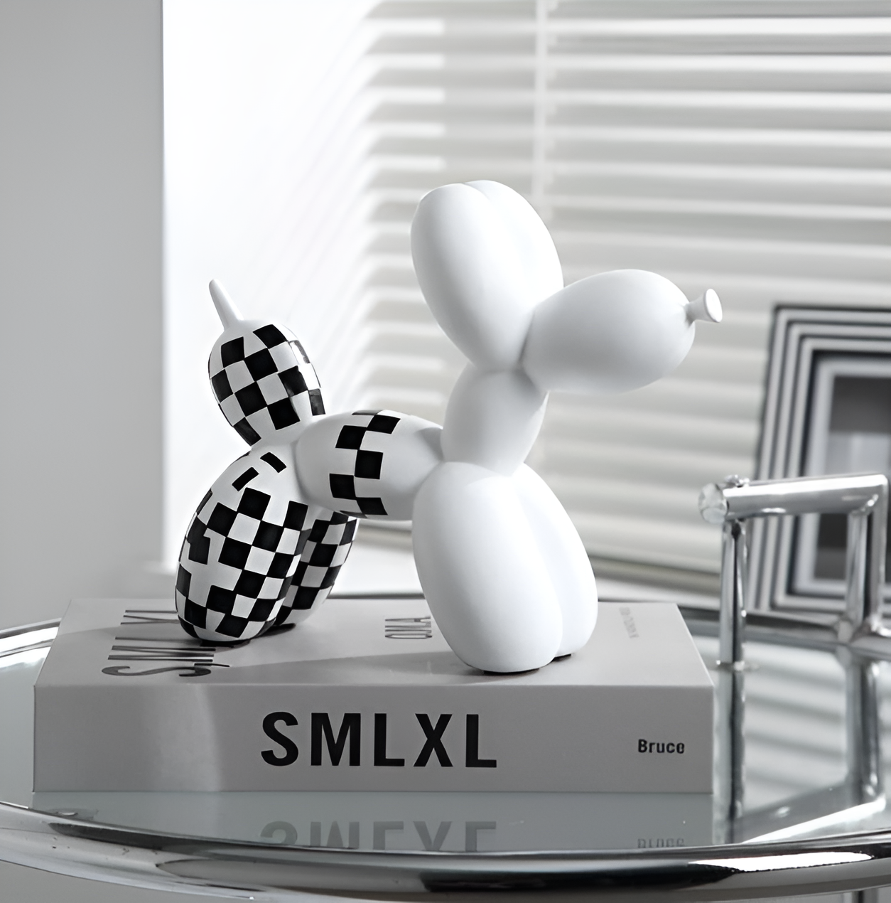 Skorter | Balloon Pup Art - Creative Balloon Dog Design for Home Decoration