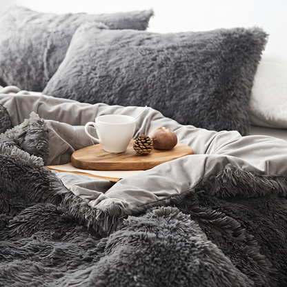 Skorter | FLUFFUREST – Plush Fleece Bedding Set