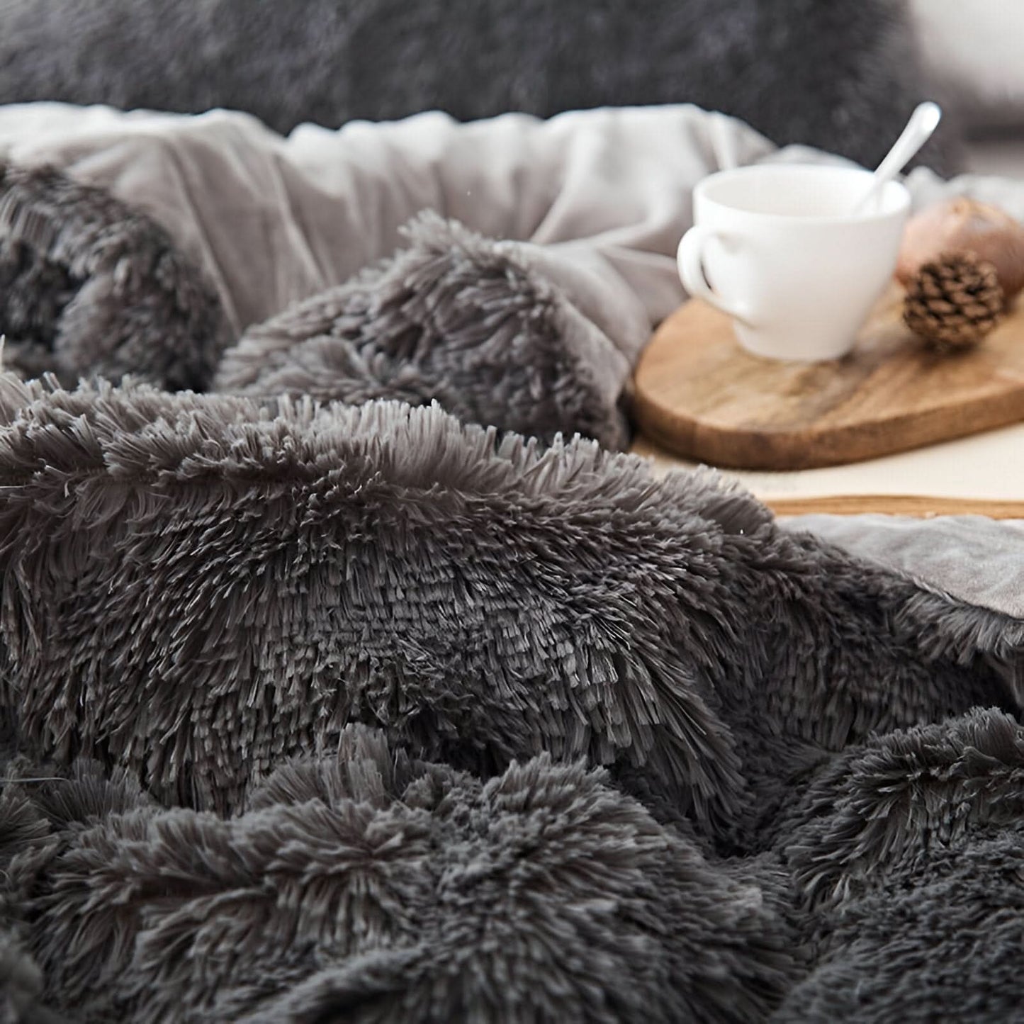 Skorter | FLUFFUREST – Plush Fleece Bedding Set