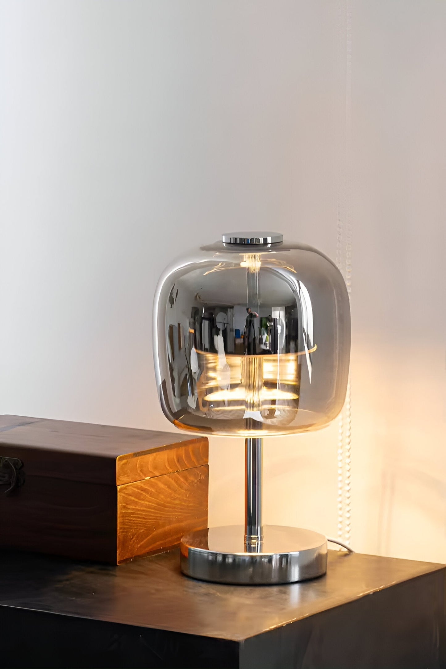 Skorter | Gleam Lamp - Stylish smoke gray glass lamp USB-powered dimmable light