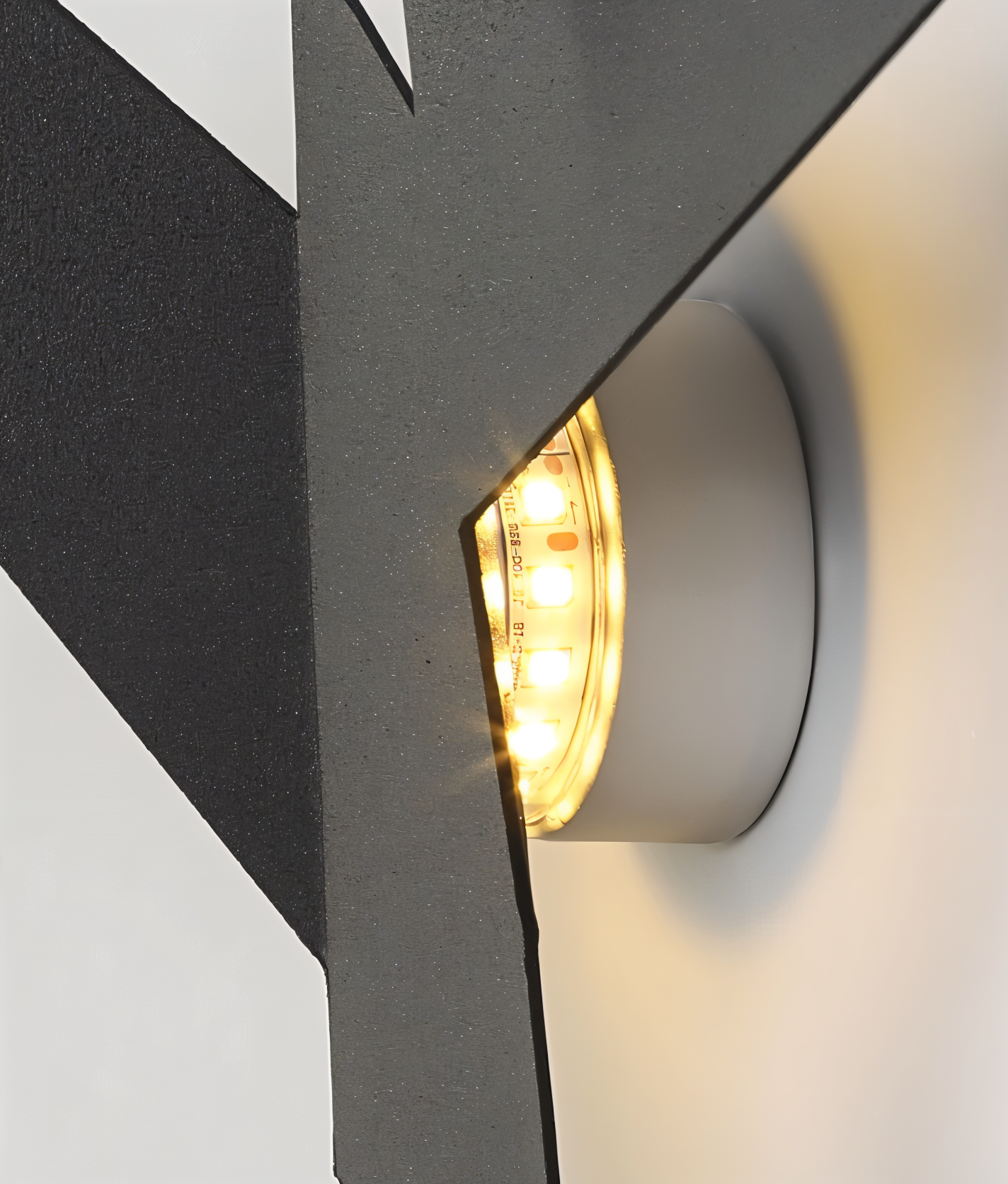 Skorter | OriTori Wall Light - Geometric Origami Bird Wall Light - Japanese Style Wall Light Design