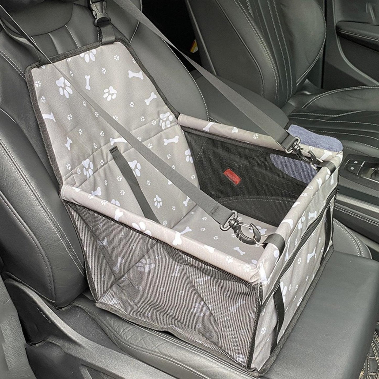 Skorter | AutoPaw Elevated Dog Car Seat – Waterproof, Non-Slip and Safe for On the Go