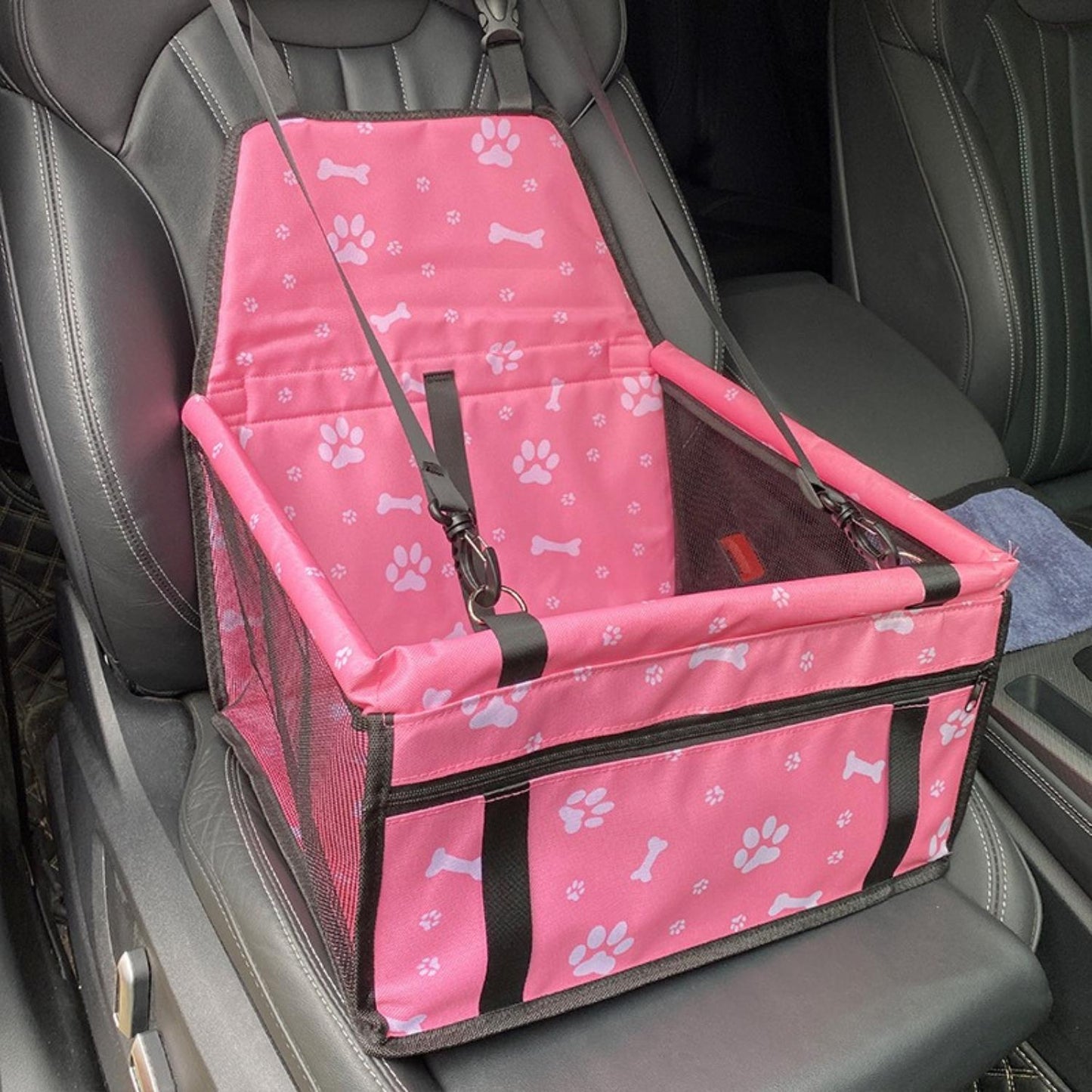 Skorter | AutoPaw Elevated Dog Car Seat – Waterproof, Non-Slip and Safe for On the Go