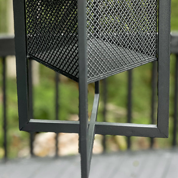 Skorter | Outdoor Solar Metal Lantern