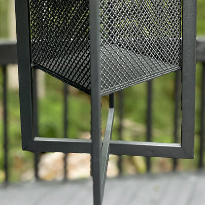 Skorter | Outdoor Solar Metal Lantern