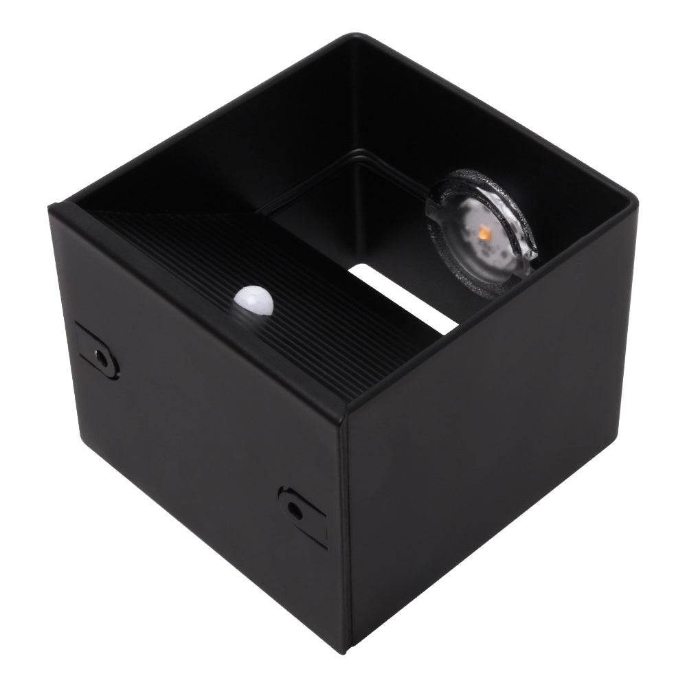 Skorter | SensorLux - Wall lamp with motion sensor