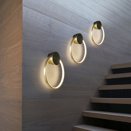 Skorter | GeoLight – Sleek Geometric Wall Lamp for Contemporary Spaces