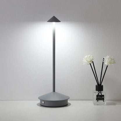 Skorter | LuxeLight - Modern Table Lamp with Touch Sensor