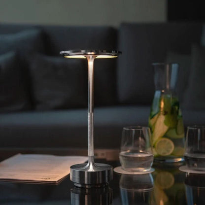 Skorter | LED table lamp with dimmable mood light & modern design