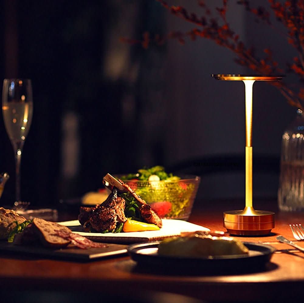 Skorter | LED table lamp with dimmable mood light & modern design