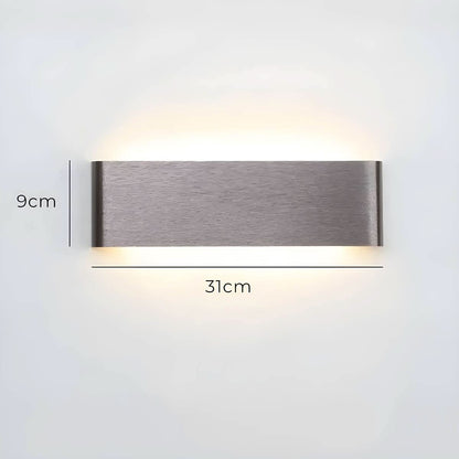 Skorter | Modern LED Wall Lamp – Elegant Aluminum & Glass Design
