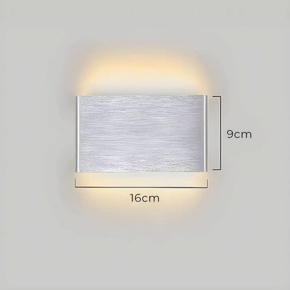 Skorter | Modern LED Wall Lamp – Elegant Aluminum & Glass Design