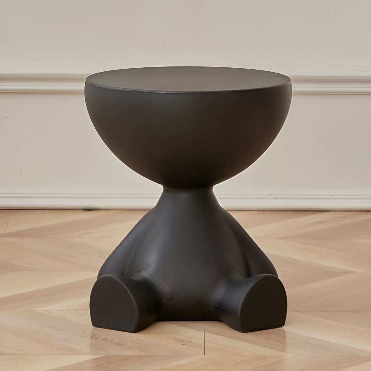Skorter | Elegant Round Coffee Table for Stylish Living