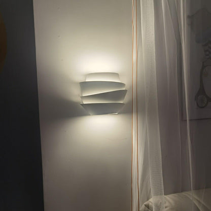 Skorter | SoleilGlow – French Sunlight-Inspired Wall Lamp for Radiant Spaces