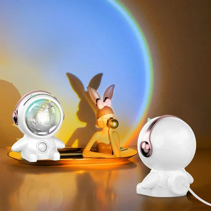 Skorter | AstroGlow - Sunset LED Projector Lamp with Astronaut Design – Atmospheric Lighting