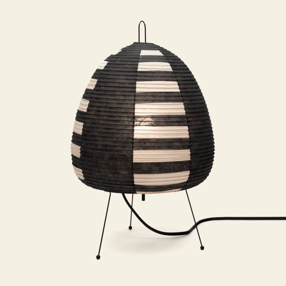 Skorter | Stylish rice paper table lamp in Japanese design