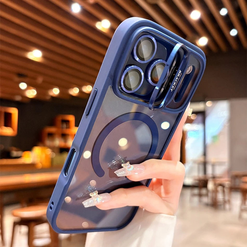 Skorter | Dirt-resistant MagSafe case with shock-absorbing corners