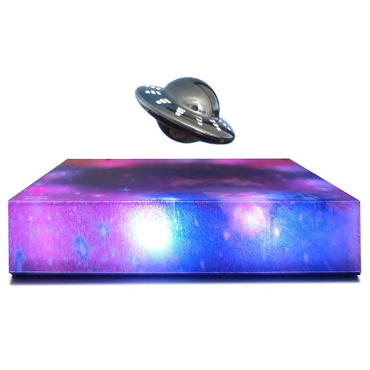 Skorter | Magnetic LED Night Light with Floating Spaceship Design