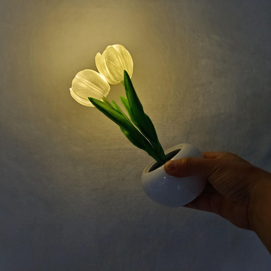 Skorter | Modern Creative Simulation Tulip Peony LED Night Light Table Lamp