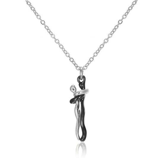 Skorter | Eternal Hug Necklace
