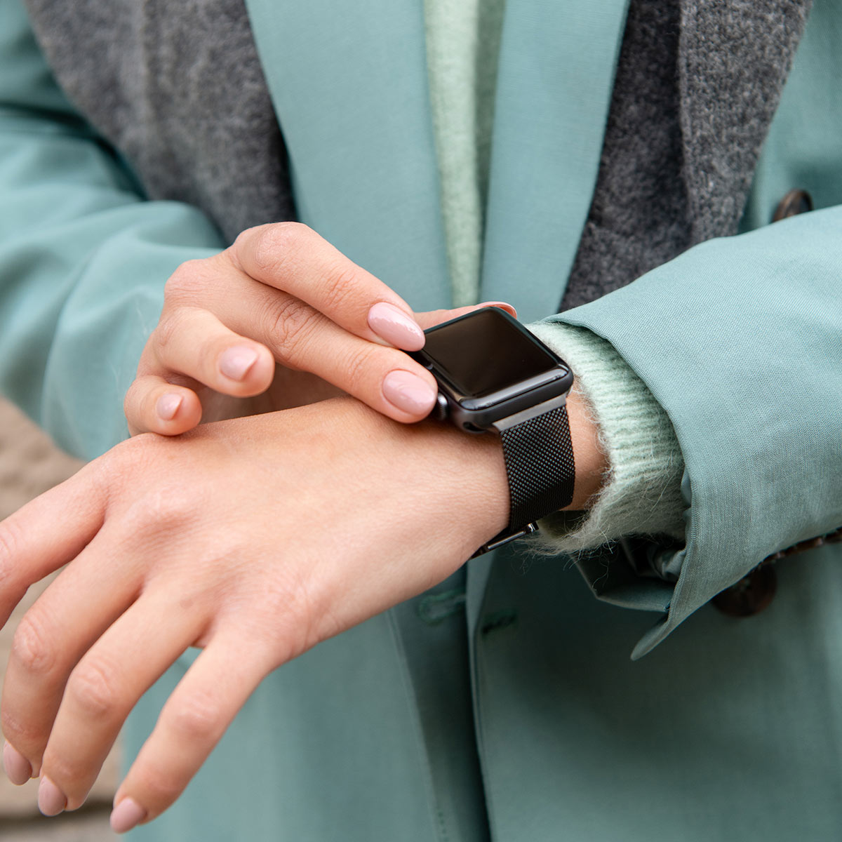 Skorter | Apple Watch Band - Metal Mesh