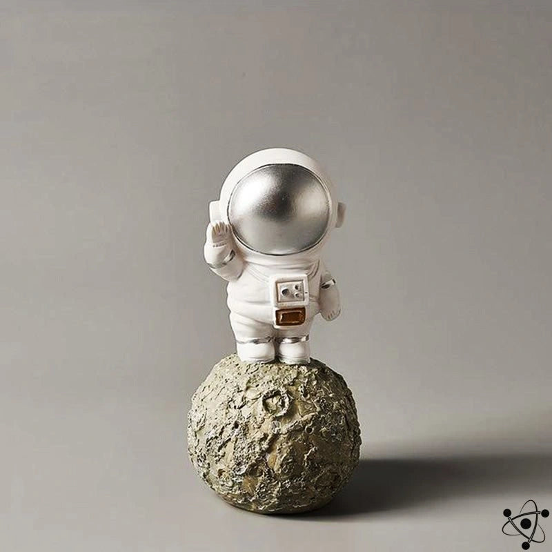 Skorter | Meteor Astronaut Figurine