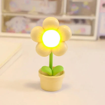 Skorter | BloomAura – Elegant Petite Flower Table Lamp for Soft Lighting