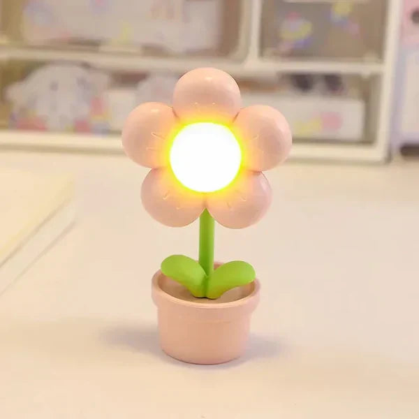 Skorter | Cute Flower Night Light for Children – LED Table Lamp in Flower Design for the Children's Room