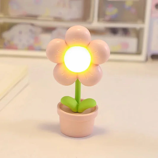Skorter | BloomAura – Elegant Petite Flower Table Lamp for Soft Lighting