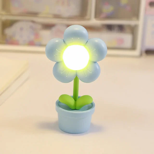Skorter | BloomAura – Elegant Petite Flower Table Lamp for Soft Lighting