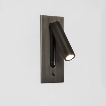 Skorter | Side Swapped LED Wall Lamp