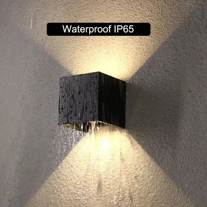 Skorter | Metrolite - Stylish Outdoor Wall Lamp