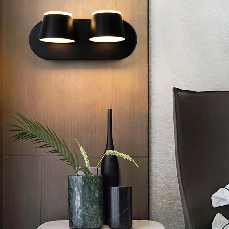 Skorter | BrightGlow - Dimmable LED Wall Lamp in Modern Design – Adjustable Lighting