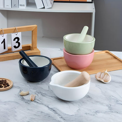 Skorter and a ceramic kitchen pestle