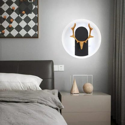 Skorter | AntlerGlow - Modern LED Wall Lamp with Antler Design - Decorative Lighting