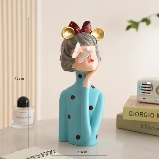 Skorter | FloralFinesse - Girl Vase Decor