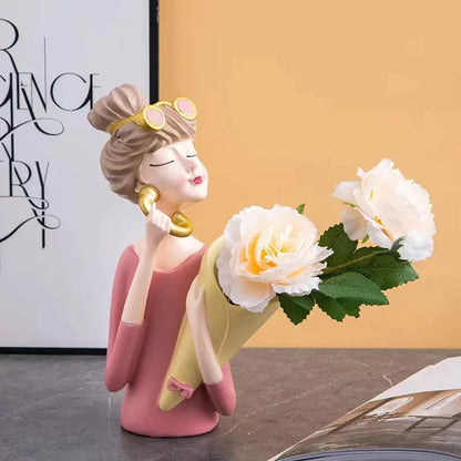 Skorter | FloralFinesse - Girl Vase Decor