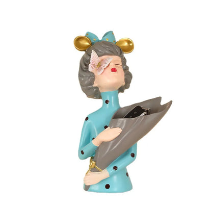 Skorter | FloralFinesse - Girl Vase Decor