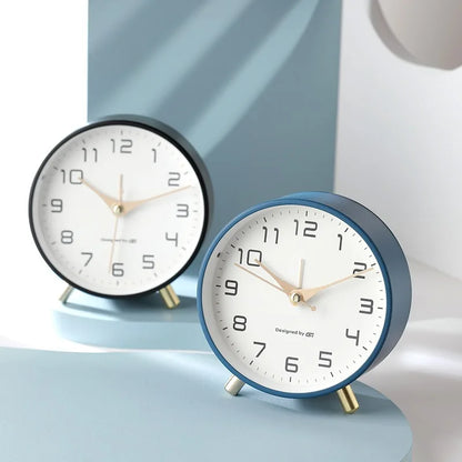 Skorter | Modern Scandinavian Silent Table Clock