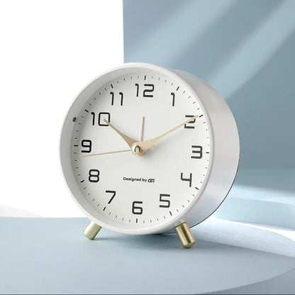 Skorter | Modern Scandinavian Silent Table Clock