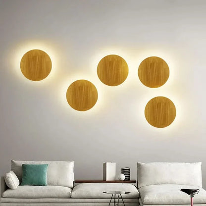 Skorter | LuxeRadiant Scandinavian Wooden Wall Lamp