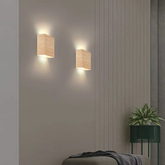 Skorter | LumiOak - Wooden wall lamp