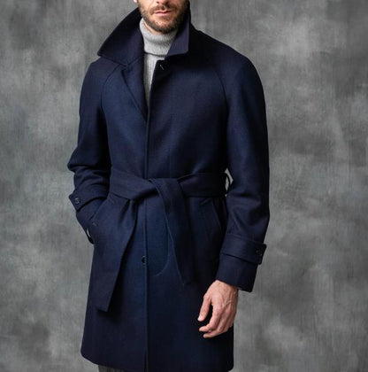 Men's elegant trench coat with waist belt and modern accents Skorter