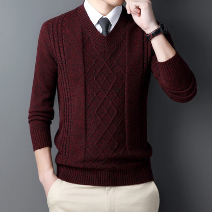 Men's V-Neck Sweater in Modern Cable Pattern Skorter