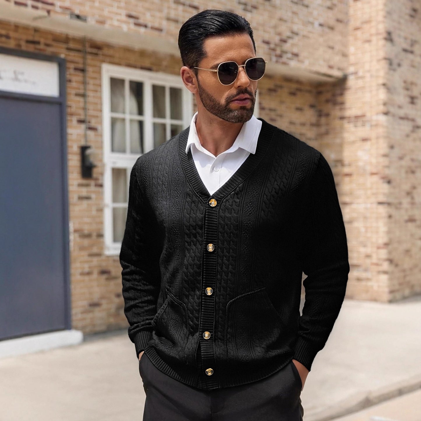 Men's stylish knitted cardigan with practical pockets and unique texture Skorter